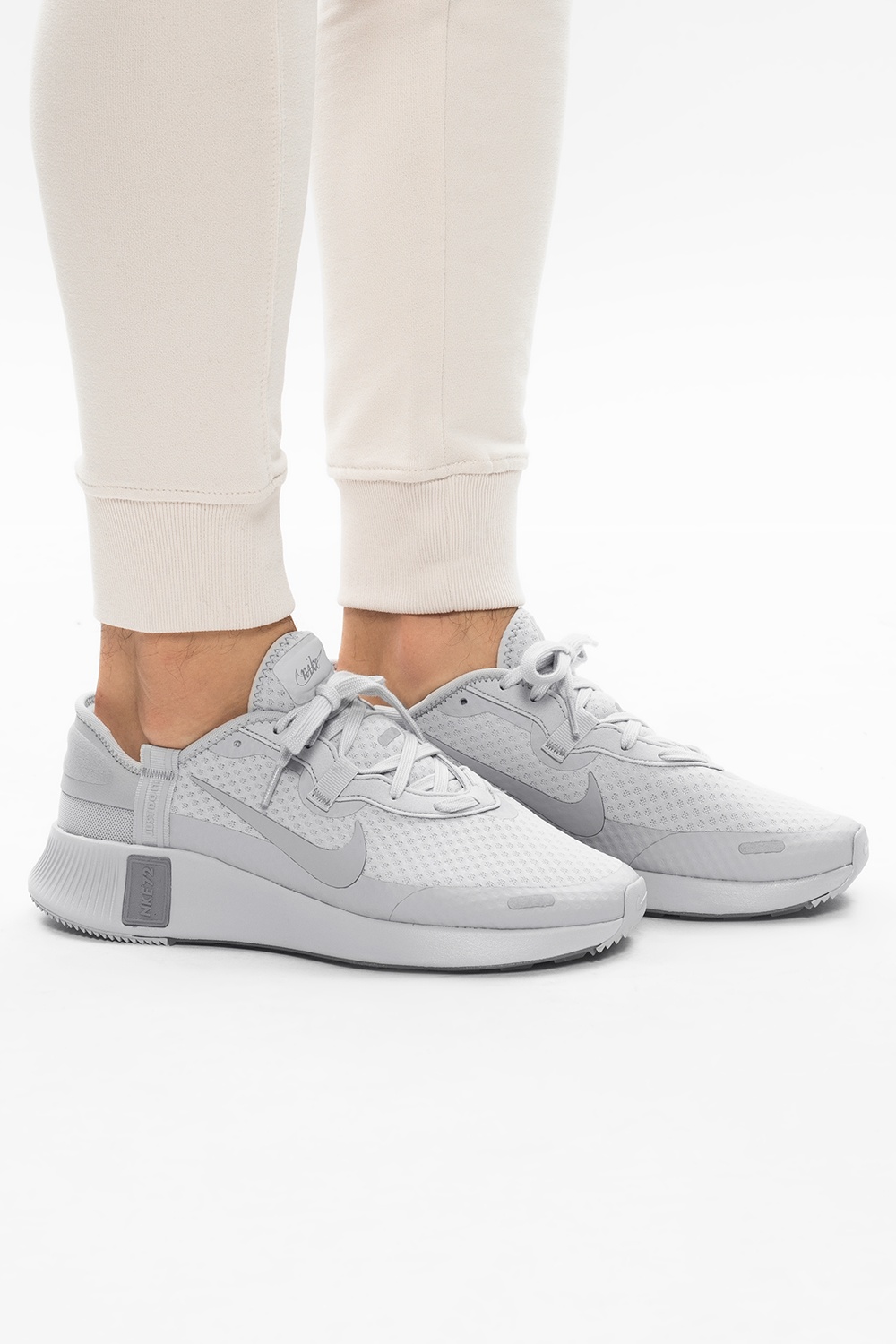 nike reposto white womens